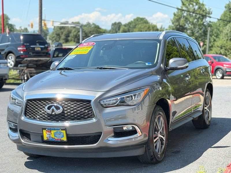 Used 2019 INFINITI QX60 Luxe w/ Essential Package AWD/4WD image 2