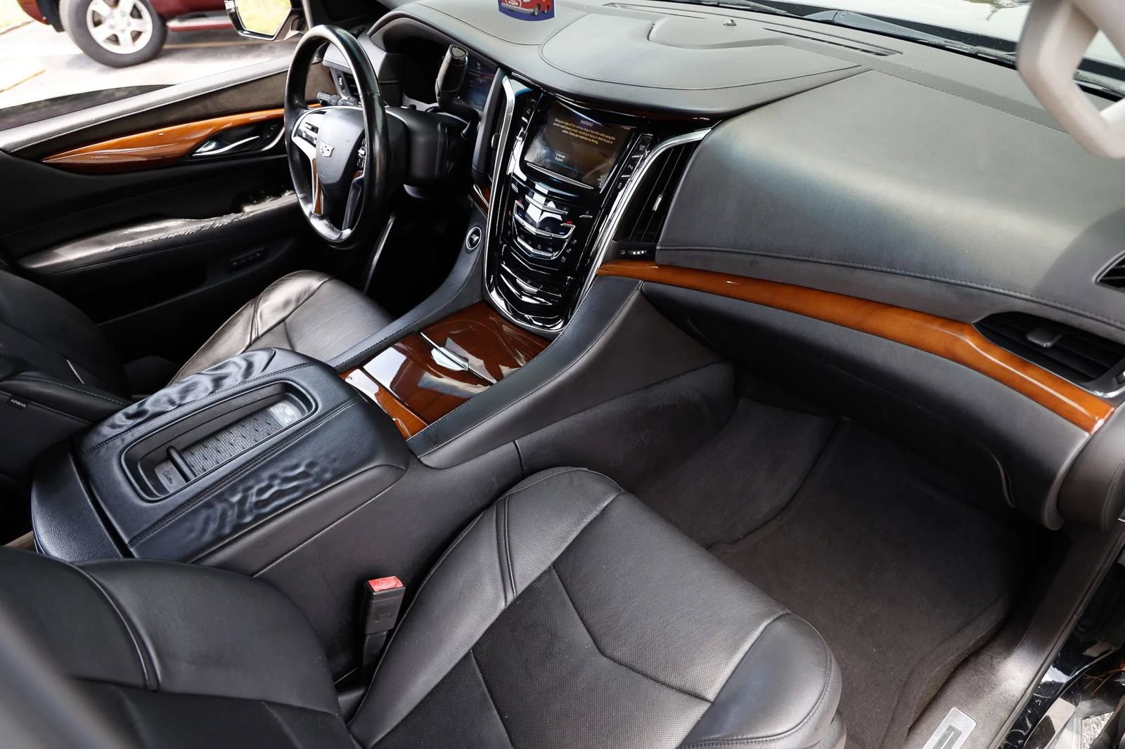 Used 2016 Cadillac Escalade 2WD image 23