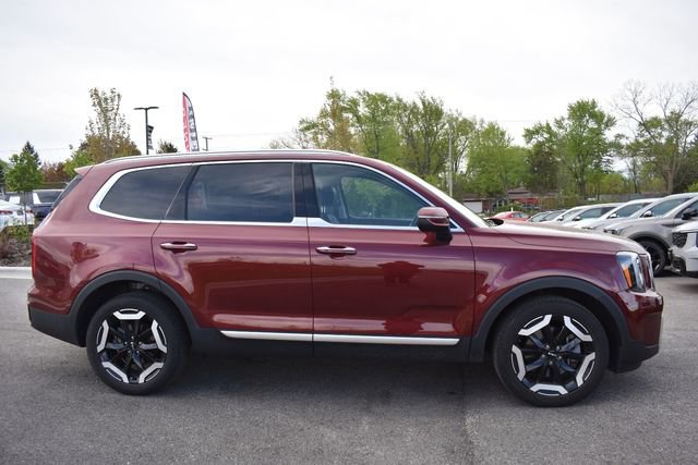 Used 2024 Kia Telluride S w/ S Sunroof Package AWD/4WD image 2