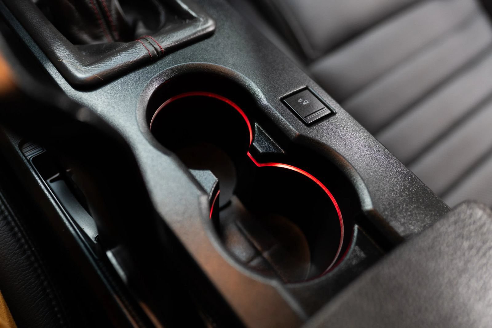 Used 2008 Ford Mustang Shelby GT500 RWD image 36