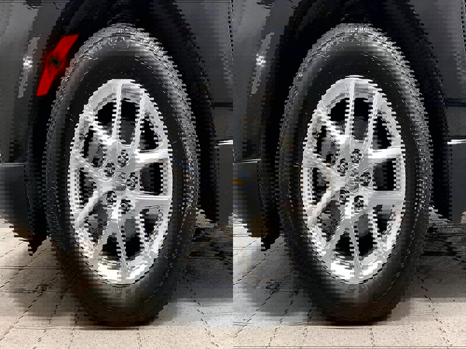 Used 2024 Chevrolet Equinox LT image 7