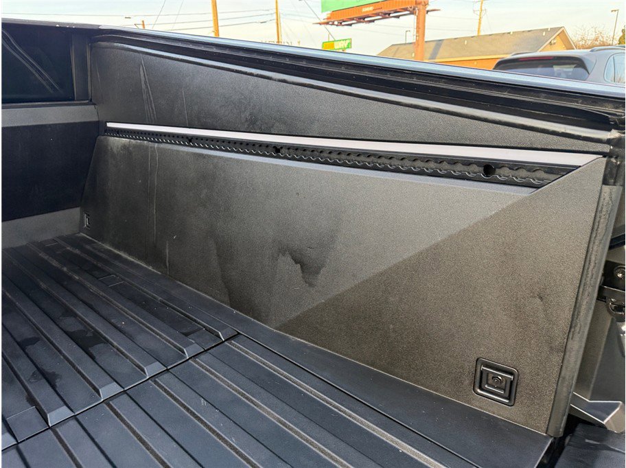 Used 2024 Tesla Cybertruck Cyberbeast image 43