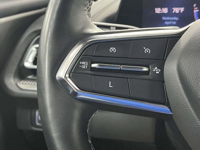 Used 2024 Chevrolet Traverse LT image 30