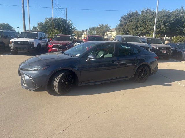 Used 2026 Toyota Camry SE w/ Multimedia Upgrade Package FWD image 7