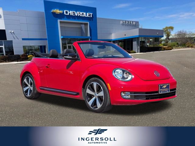 Used 2013 Volkswagen Beetle 2.0T image 1