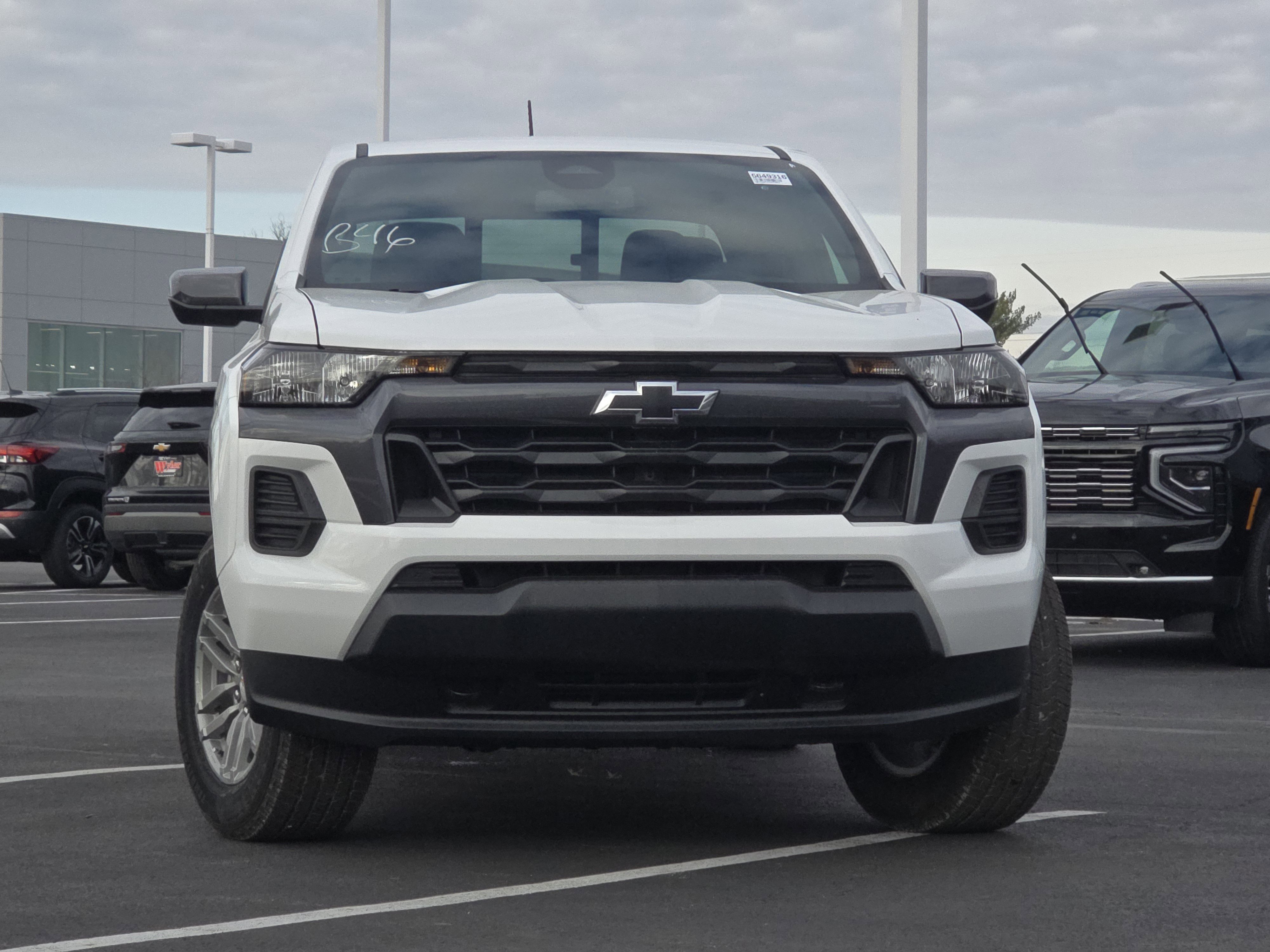 New 2026 Chevrolet Colorado LT image 12