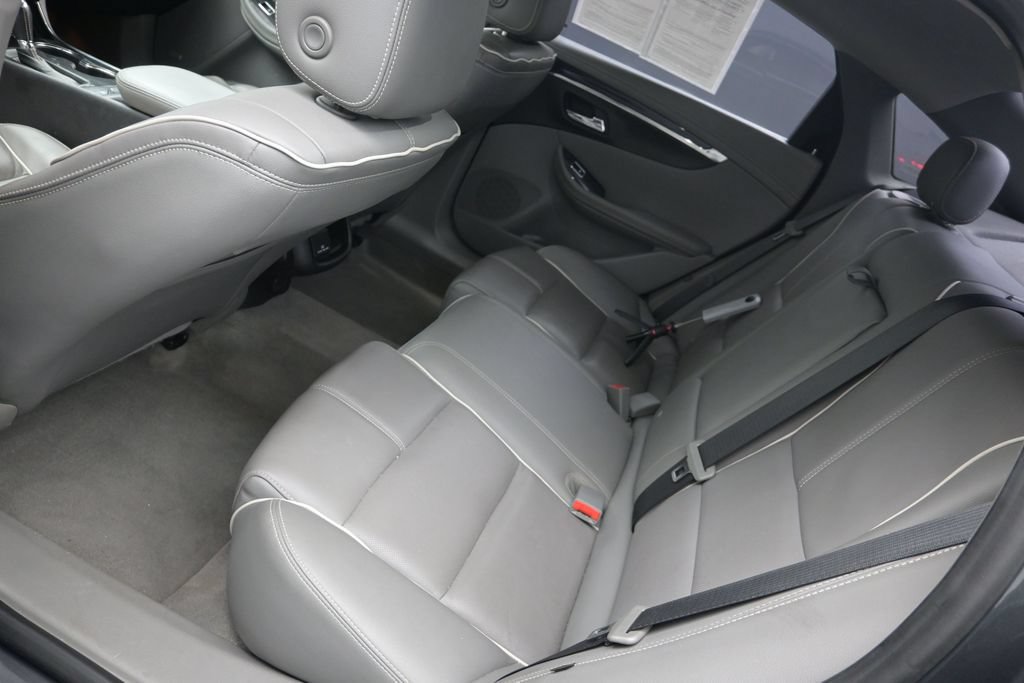 Used 2018 Chevrolet Impala Premier FWD image 19