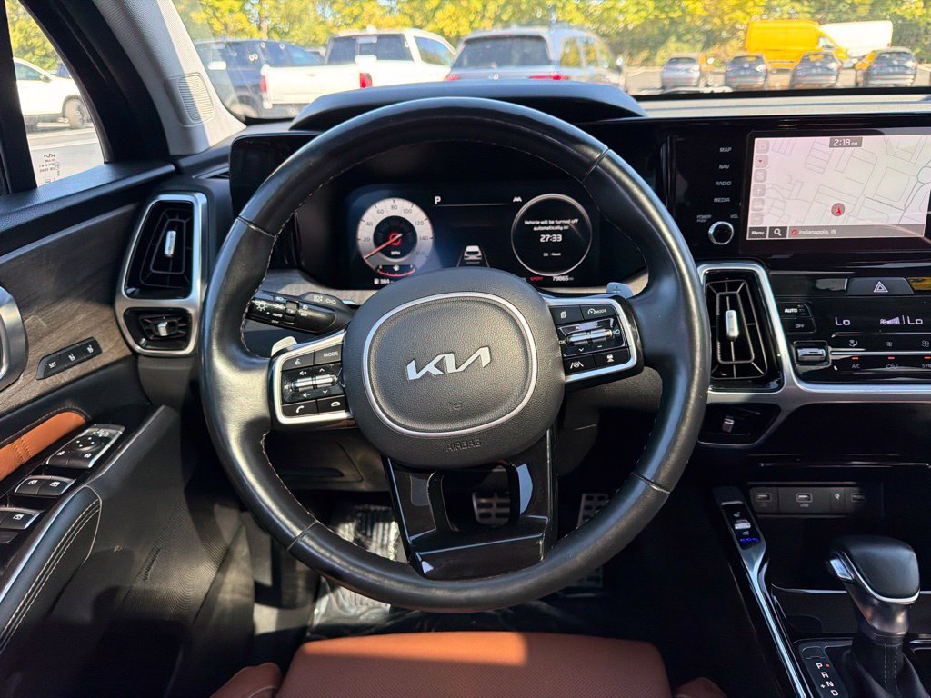 Used 2022 Kia Sorento SX Prestige w/ Rust Color Package AWD/4WD image 13