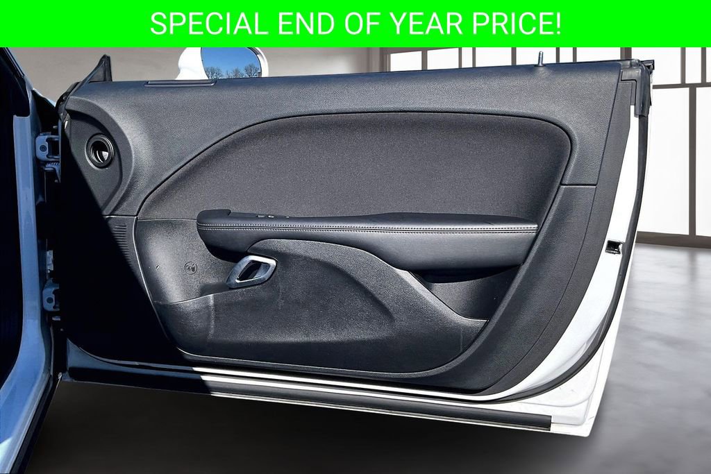 Used 2019 Dodge Challenger GT w/ Blacktop Package image 27