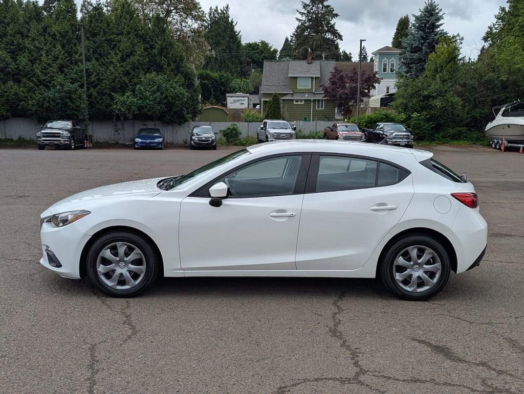 Used 2014 MAZDA MAZDA3 i Sport FWD image 2
