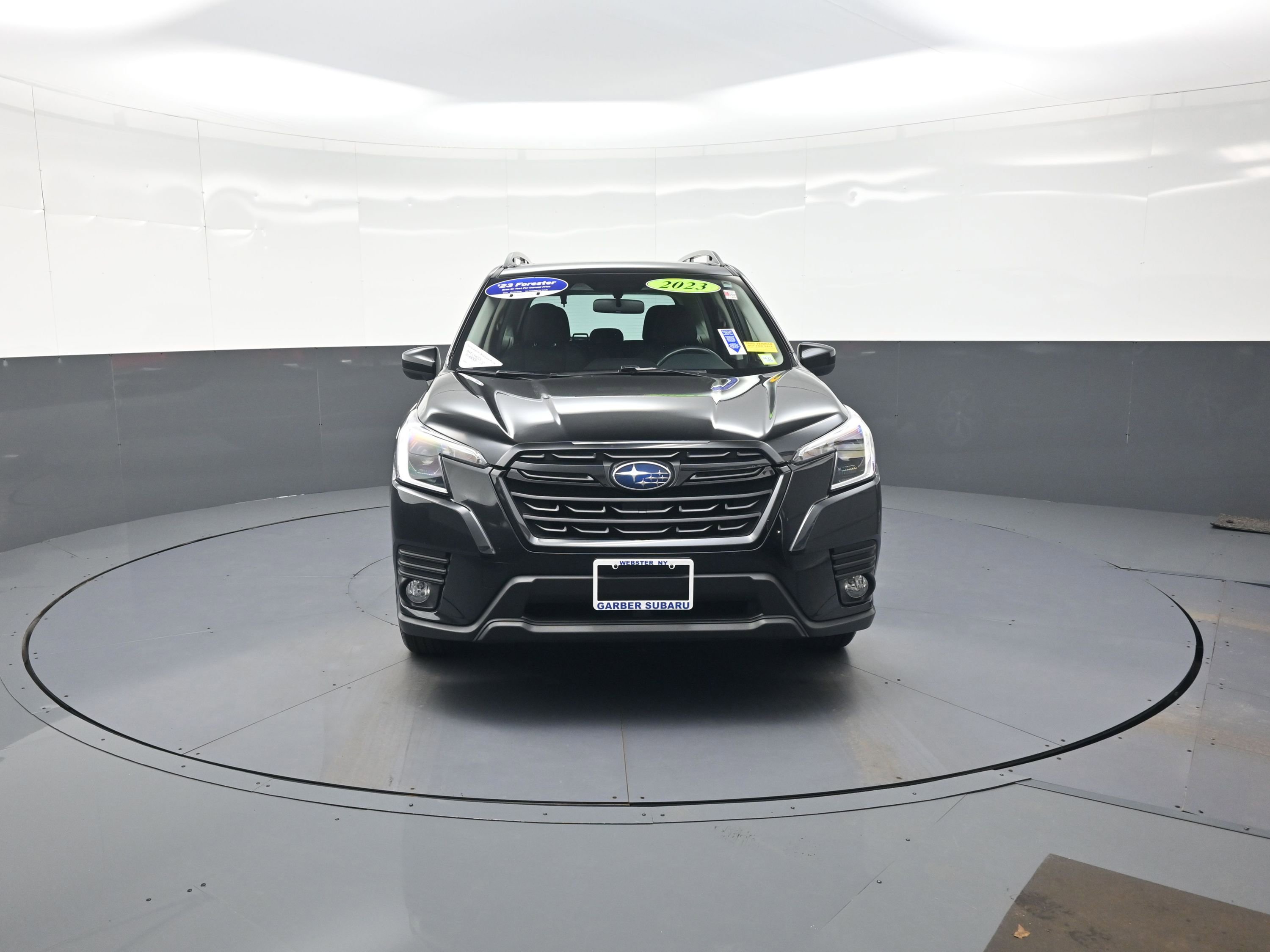 Used 2023 Subaru Forester Premium AWD/4WD image 8