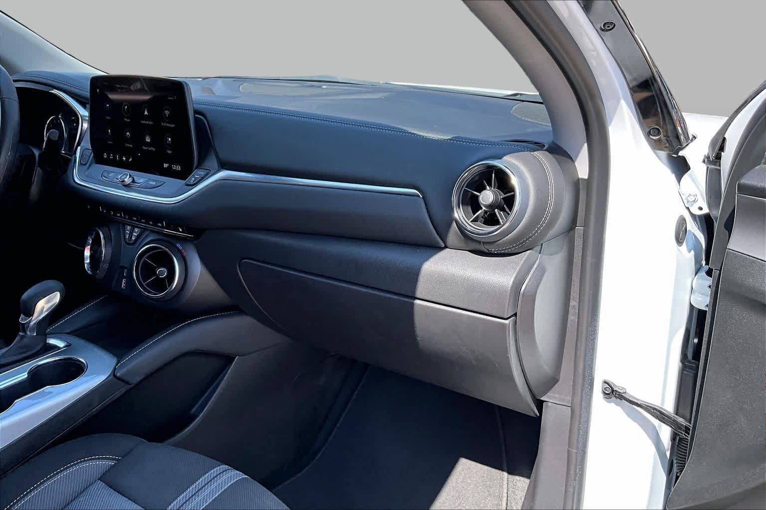 Used 2026 Chevrolet Blazer LT FWD image 17