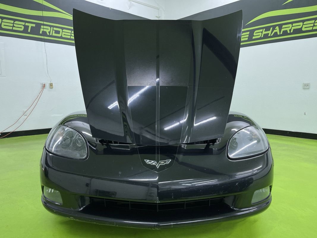 Used 2012 Chevrolet Corvette Coupe w/ 3LT Preferred Equipment Group image 4