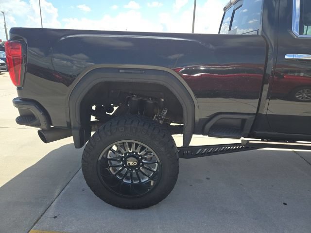 Used 2022 GMC Sierra 3500 Denali AWD/4WD image 7