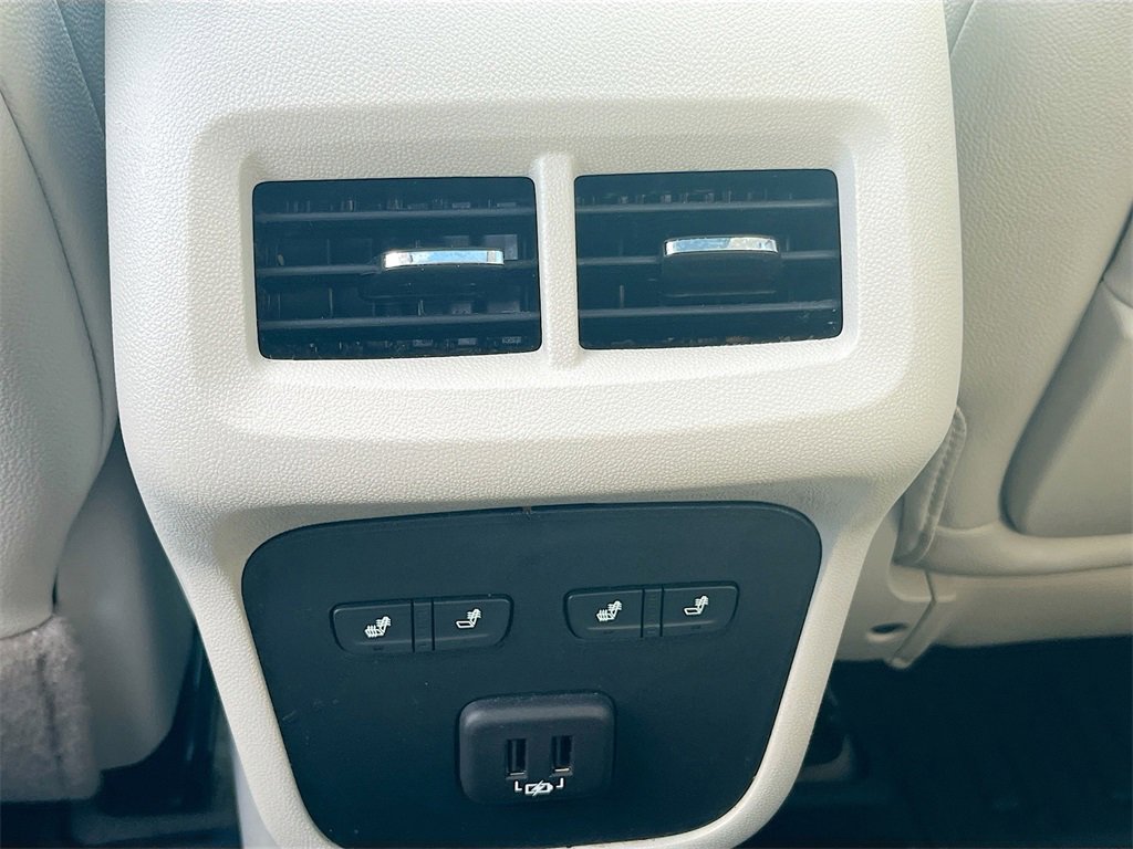 Used 2020 GMC Terrain Denali w/ Denali Premium Package image 27