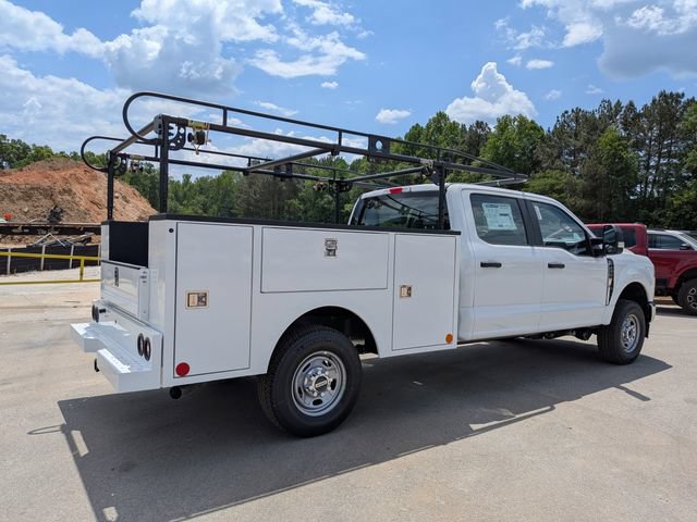 New 2026 Ford F250 XL w/ XL Chrome Package AWD/4WD image 4