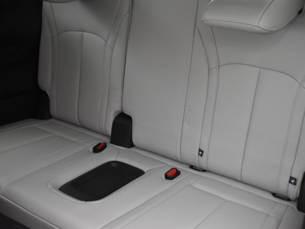 Used 2026 INFINITI QX60 Luxe w/ Cargo Package image 15