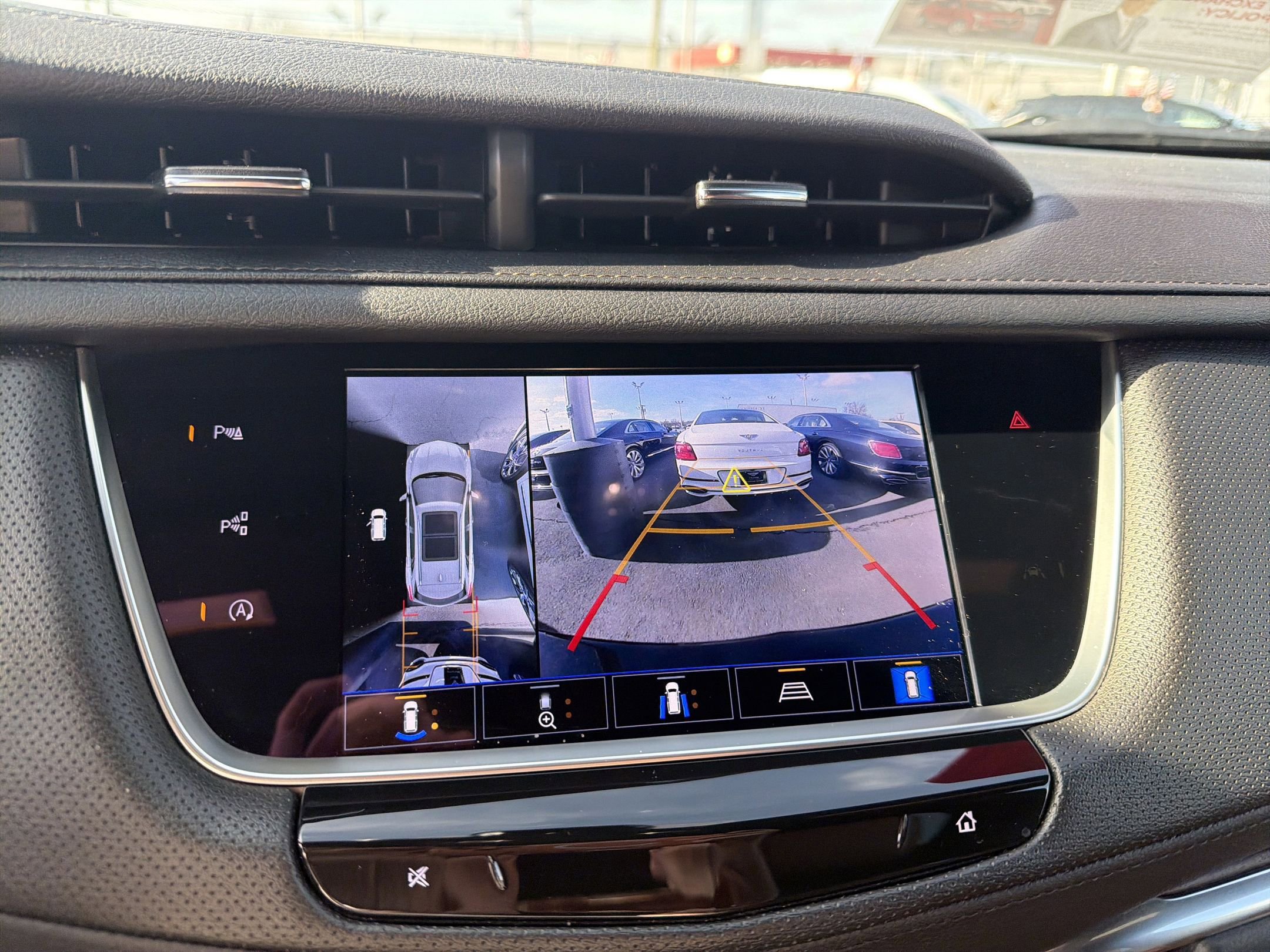 Certified 2022 Cadillac XT5 Sportv w/ Technology Package image 20