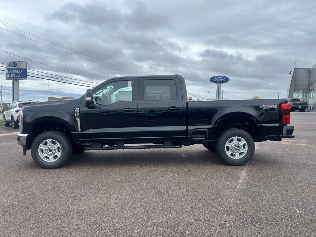 New 2026 Ford F250 XLT image 2