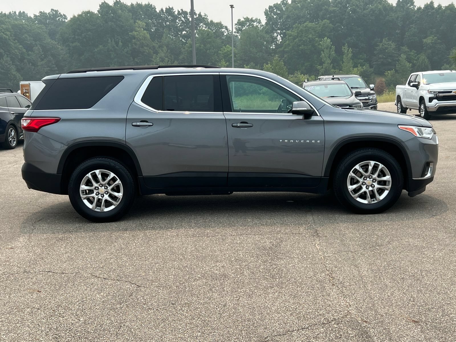 Certified 2021 Chevrolet Traverse LT AWD/4WD image 48