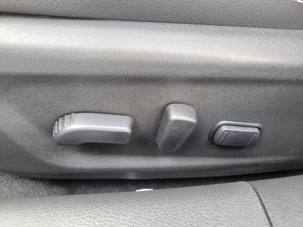 New 2025 Nissan Altima 2.5 SL image 9