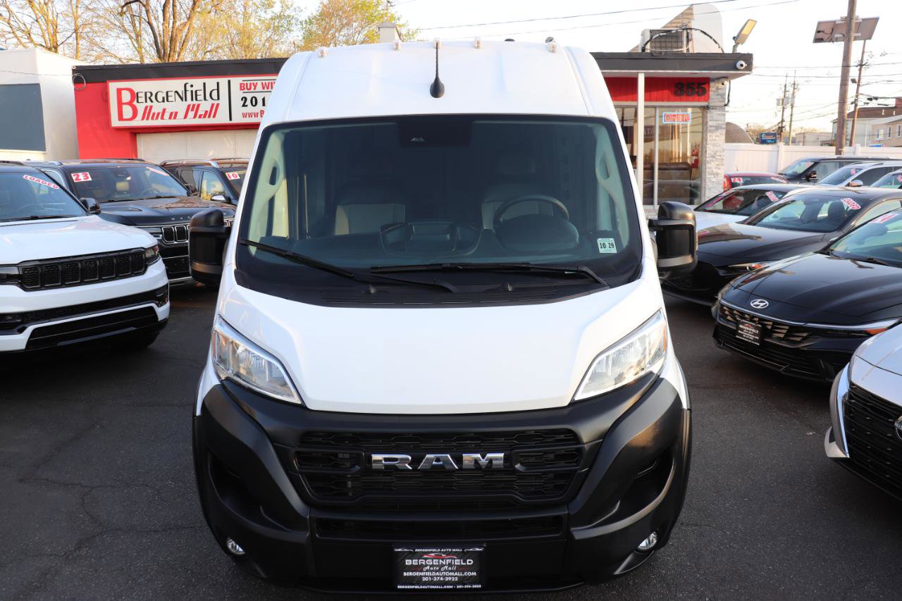 Used 2025 RAM ProMaster 2500 w/ Convenience Group FWD image 9