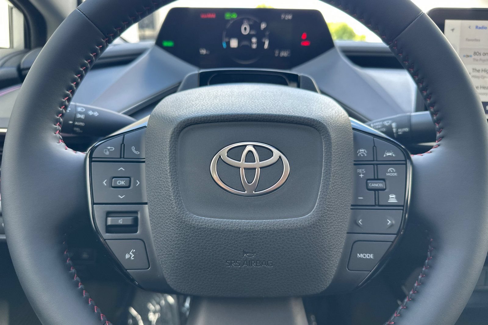 New 2026 Toyota Prius Plug-In Hybrid FWD image 25