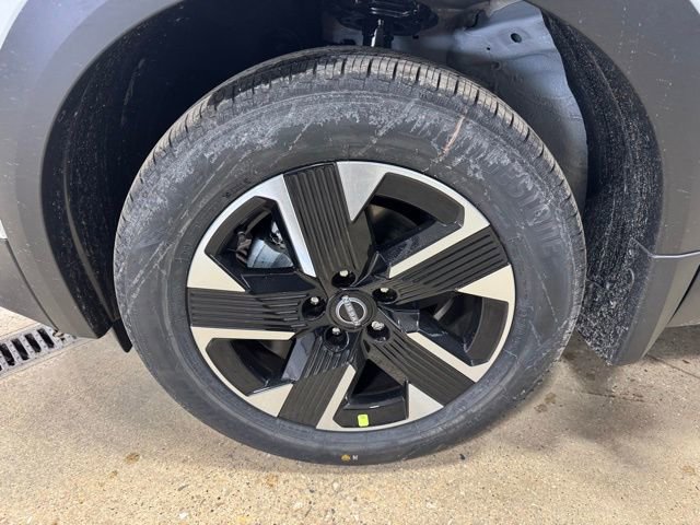 New 2026 Nissan Kicks SV w/ SV Premium Package image 29