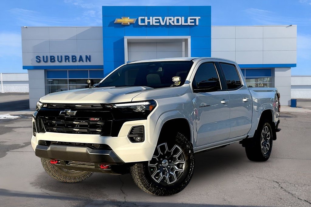 Used 2026 Chevrolet Colorado Z71 AWD/4WD image 1