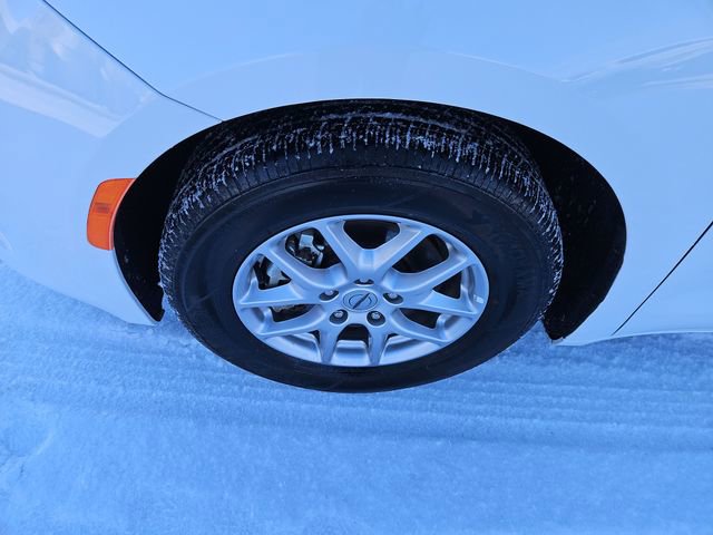 Used 2024 Chrysler Voyager LX FWD image 13