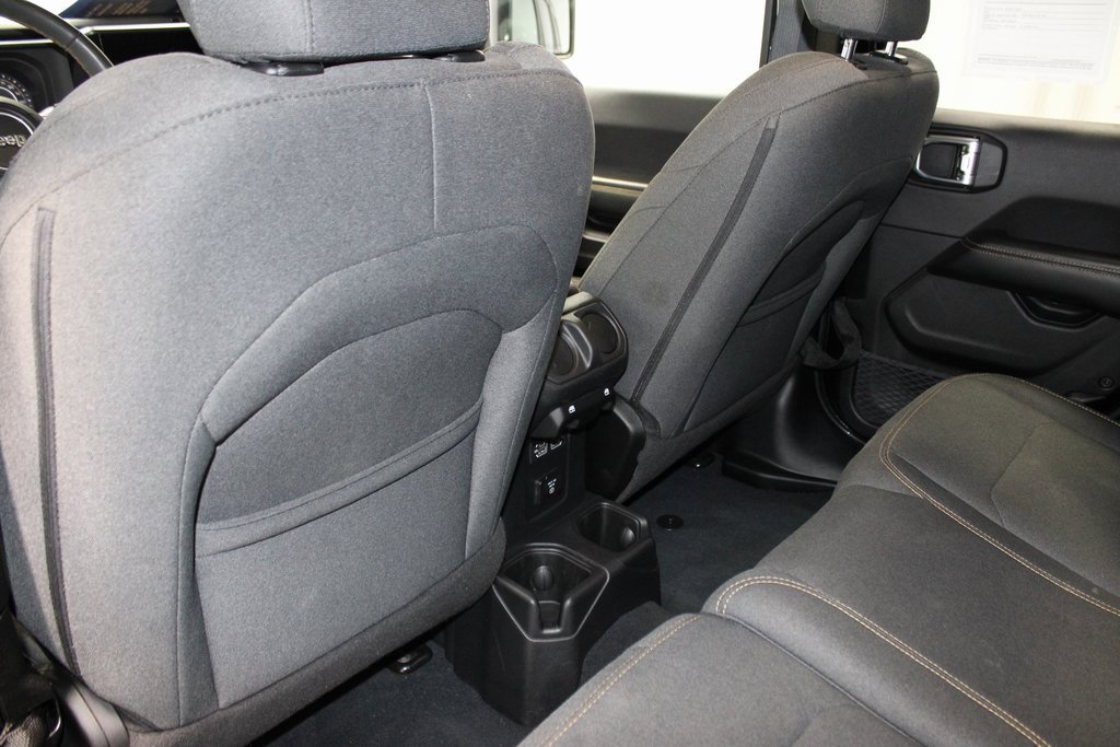 Used 2024 Jeep Wrangler Sahara image 20