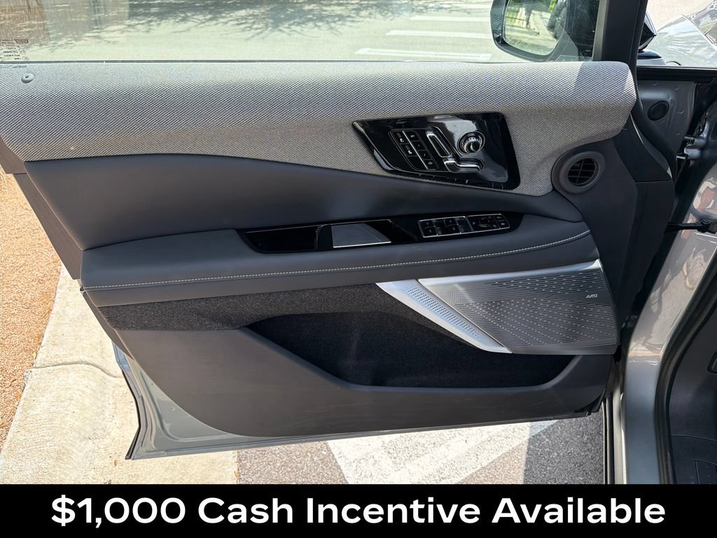 New 2026 Cadillac Optiq Sport 1 w/ LPO, Floor Liner Package AWD/4WD image 19