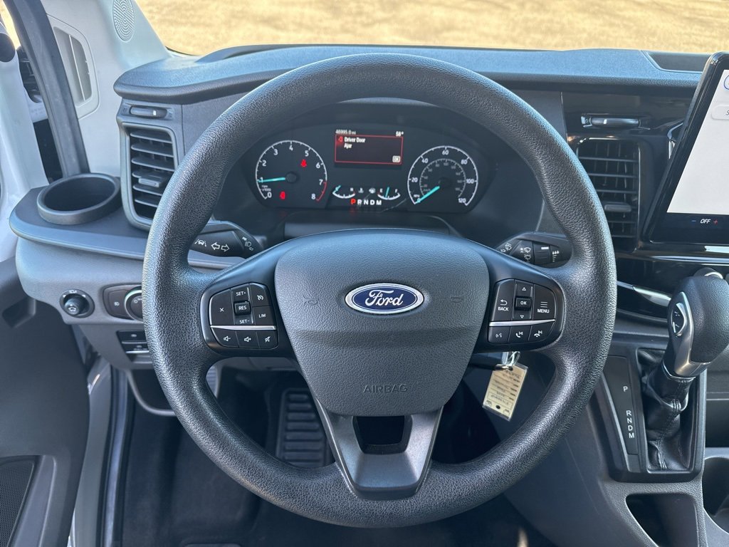 Used 2023 Ford Transit 350 XLT image 3