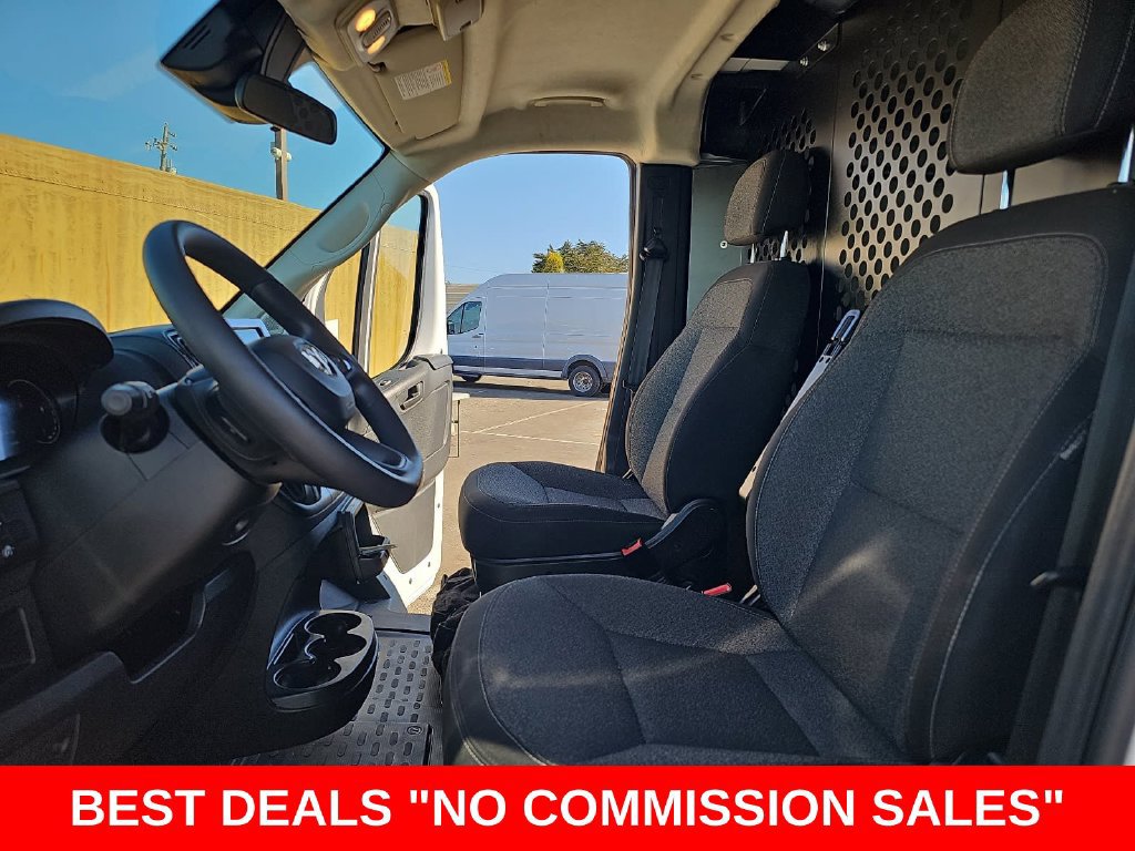 Used 2025 RAM ProMaster 2500 w/ U-Haul Equipment Group FWD image 14