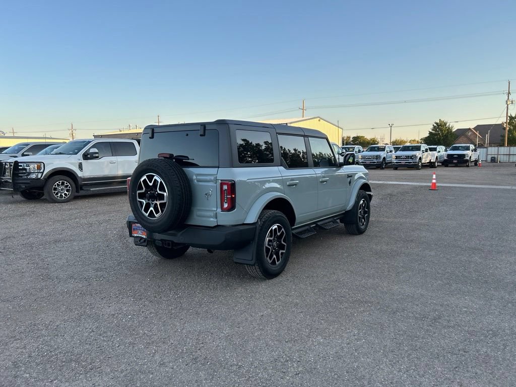 Used 2024 Ford Bronco Outer Banks AWD/4WD image 6