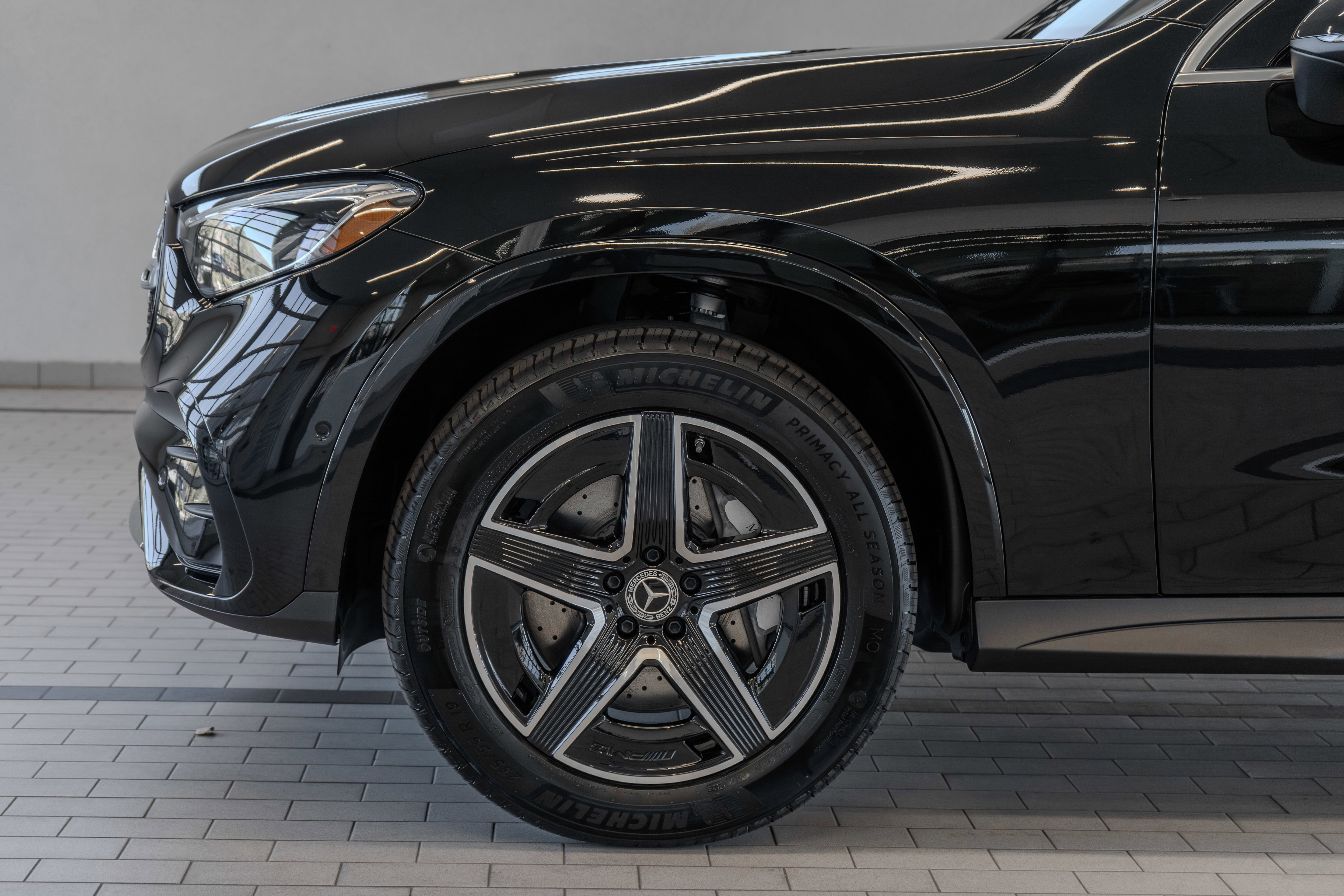 New 2026 Mercedes-Benz GLC 300 4MATIC image 4