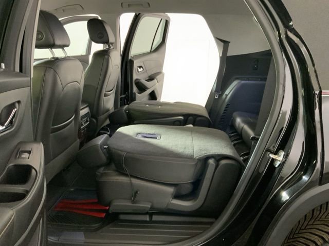 Used 2020 Chevrolet Traverse RS FWD image 37
