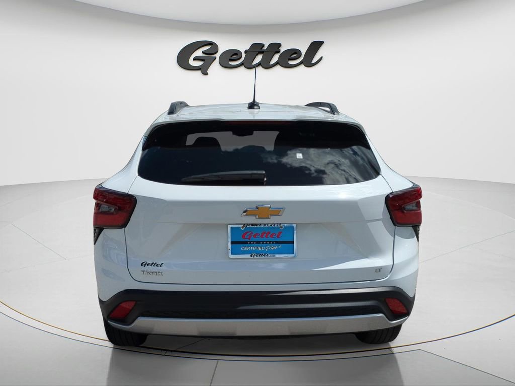 Used 2024 Chevrolet Trax LT image 5