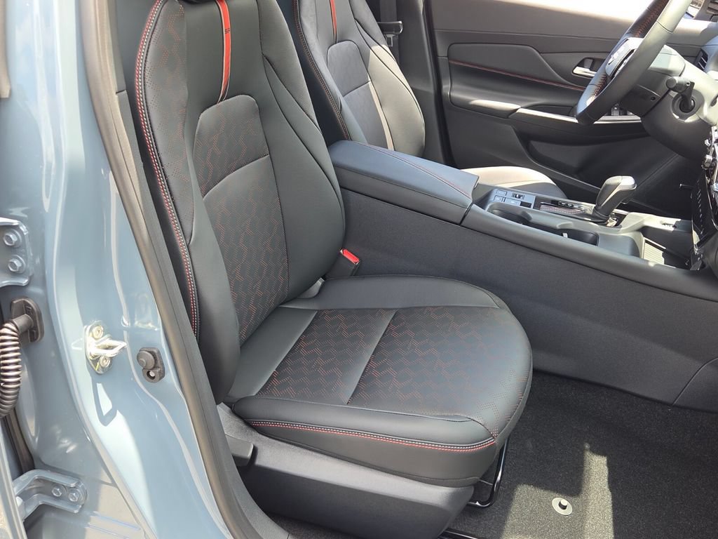 New 2026 Nissan Sentra SR w/ SR Premium Package FWD image 13