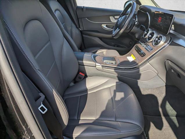 Used 2021 Mercedes-Benz GLC 300 4MATIC image 28