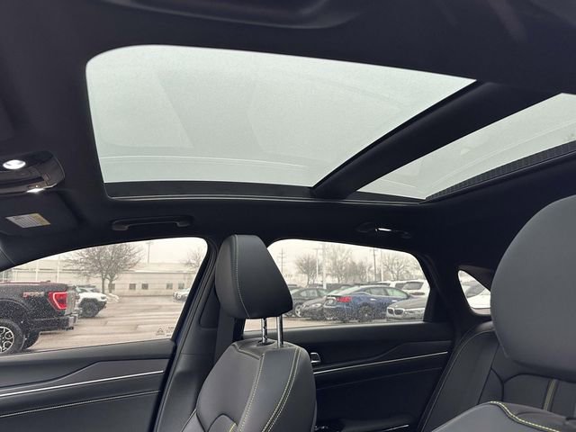 Used 2025 Kia K5 GT w/ GT1 Package image 25