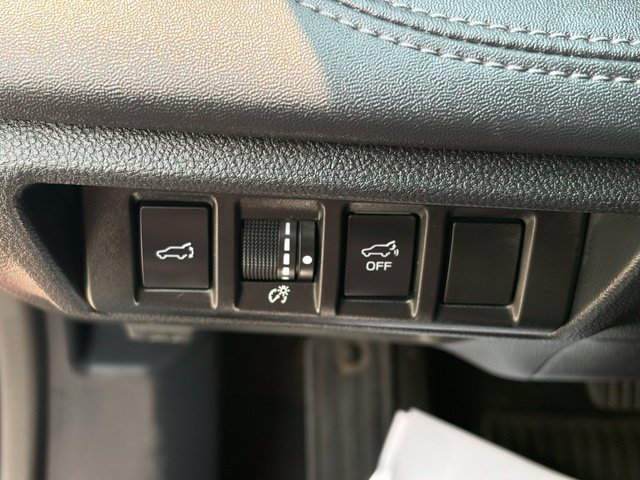 Used 2023 Subaru Outback Limited AWD/4WD image 27