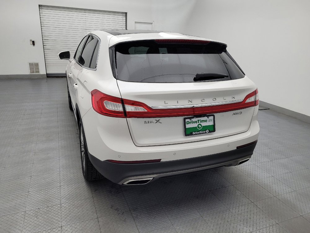 Used 2017 Lincoln MKX Reserve w/ Lincoln MKX Climate Package AWD/4WD image 6