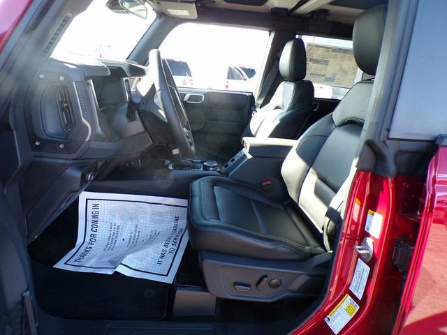 New 2025 Ford Bronco Badlands image 14