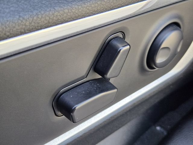 Used 2024 RAM 1500 Laramie AWD/4WD image 35