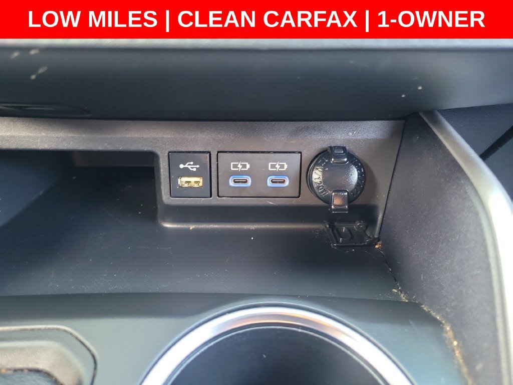 Used 2022 Toyota Highlander LE FWD image 32