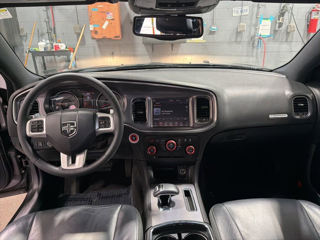 Used 2014 Dodge Charger SXT Plus RWD image 20