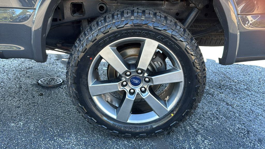 Used 2016 Ford F150 XLT w/ Equipment Group 302A Luxury AWD/4WD image 10
