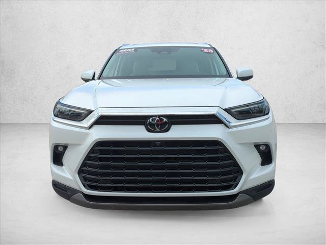 Certified 2025 Toyota Grand Highlander AWD image 2