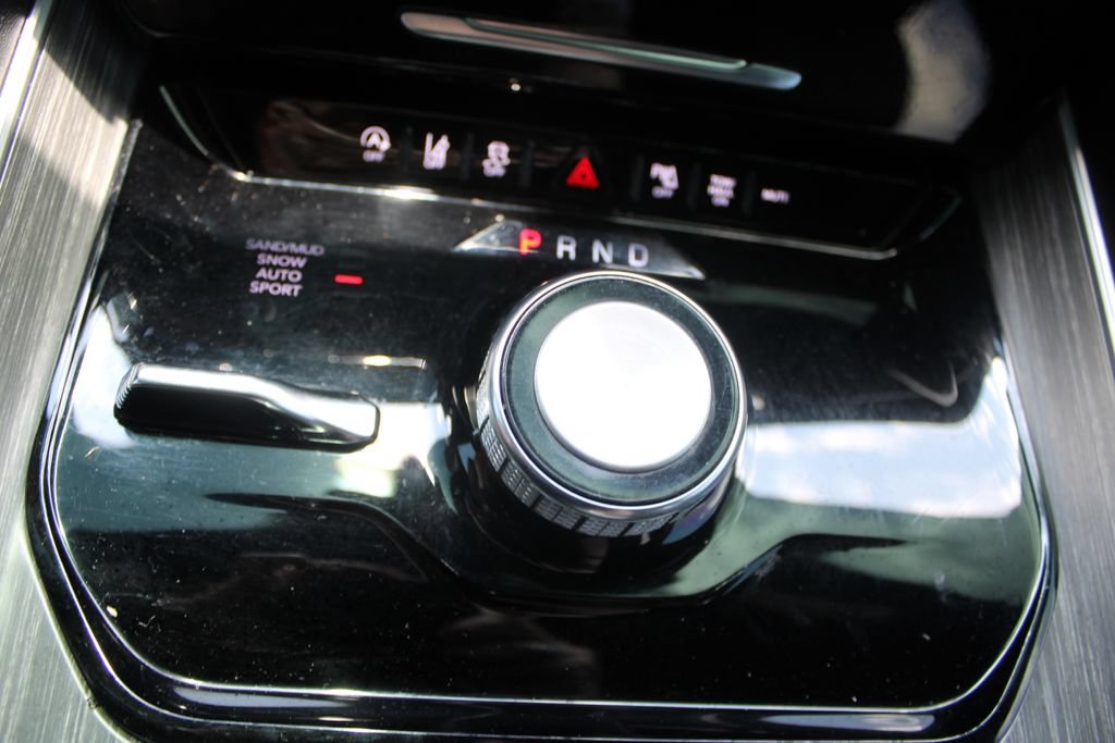 Used 2024 Jeep Wagoneer Series II AWD/4WD image 53